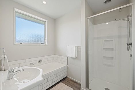 Photo of property in 21 Besant Place, Avondale, Christchurch, 8061