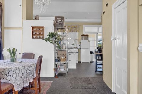 Photo of property in 3 Victoria Street, Hawera, 4610