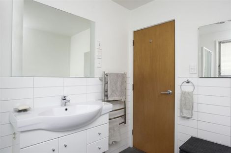 Photo of property in 15 Lloyd Street, Strowan, Christchurch, 8052