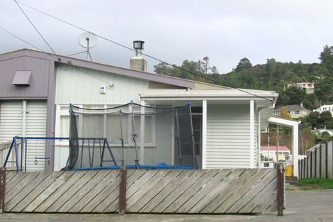 Photo of property in 31 Hanson Grove, Stokes Valley, Lower Hutt, 5019