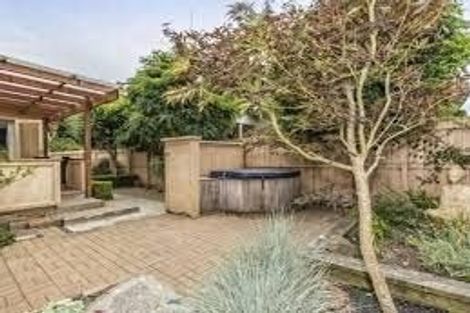 Photo of property in 8 Willis Road, Papakura, 2110