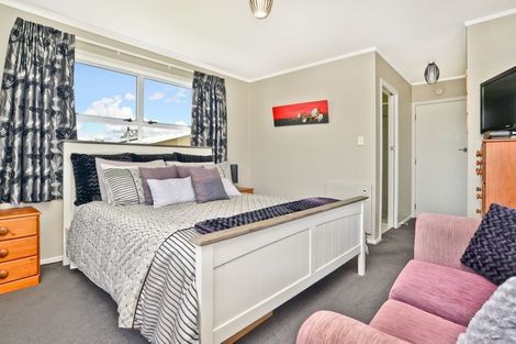 Photo of property in 68 Pohutukawa Drive, Pukete, Hamilton, 3200