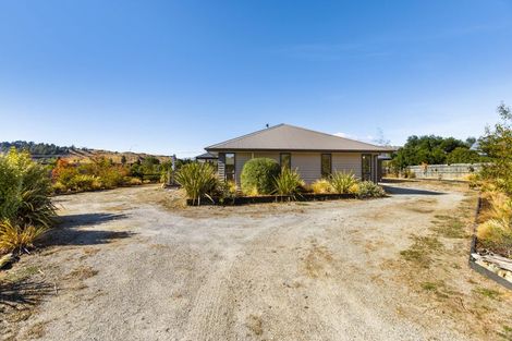 Photo of property in 21 Frye Crescent, Albert Town, Wanaka, 9305