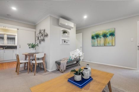 Photo of property in 1/25 Mount Albert Road, Mount Albert, Auckland, 1025