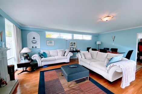 Photo of property in 4 Chudleigh Grove, Churton Park, Wellington, 6037