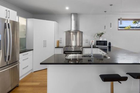 Photo of property in 9 Taylors Avenue, Bryndwr, Christchurch, 8052