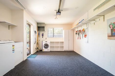 Photo of property in 9 Clinton Lane, Woolston, Christchurch, 8062