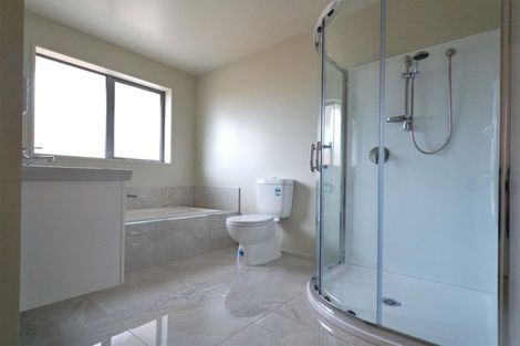 Photo of property in 4 Keeper Close, Woodend, 7610