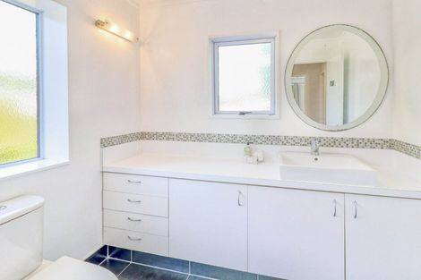 Photo of property in 40a Cashmere Avenue, Khandallah, Wellington, 6035