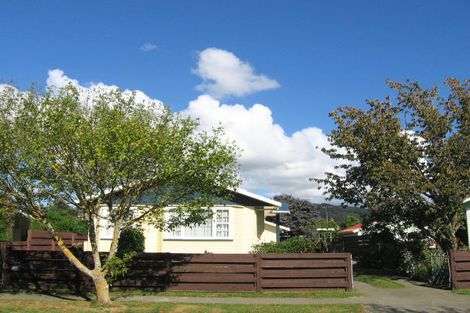 Photo of property in 9 Bonnie Glen Crescent, Ebdentown, Upper Hutt, 5018