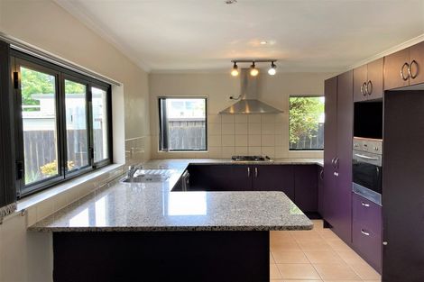 Photo of property in 99a Bolton Street, Blockhouse Bay, Auckland, 0600