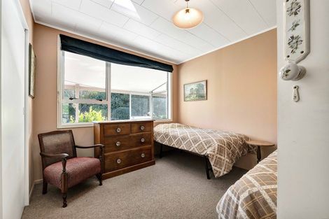 Photo of property in 71 Tarata Road, Inglewood, 4387