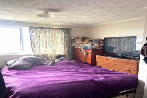 Photo of property in 6 Karyn Street, Castlecliff, Whanganui, 4501