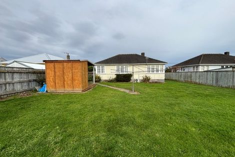 Photo of property in 47 Goldsmith Crescent, Levin, 5510