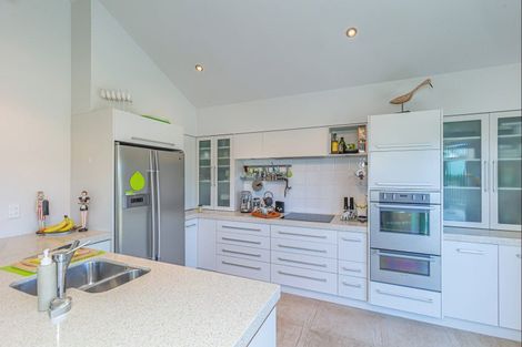 Photo of property in 8 Arataki Grove, Waitarere Beach, Levin, 5510