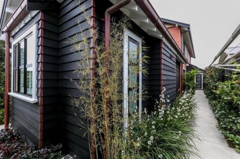 Photo of property in 20 Chilman Street, Strandon, New Plymouth, 4312