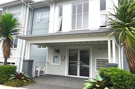 Photo of property in 118 Landmark Terrace, Orewa, 0931