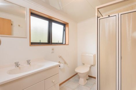 Photo of property in 18 Moana View Road, Waikawa, Picton, 7220