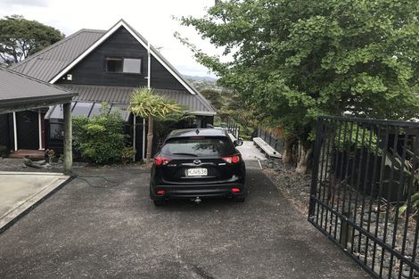 Photo of property in 38 Highland Avenue, Titirangi, Auckland, 0604