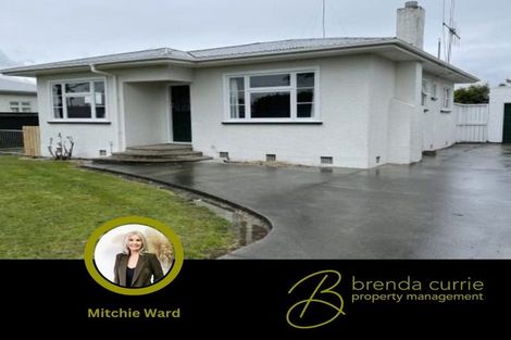 Photo of property in 15 Botanical Road, Takaro, Palmerston North, 4412