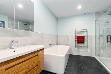 Photo of property in 28 Woodlau Rise, Huntsbury, Christchurch, 8022