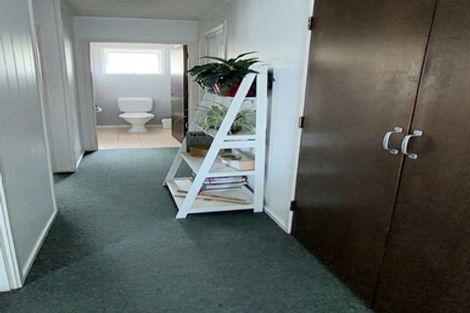 Photo of property in 345 Royal Road, Massey, Auckland, 0614