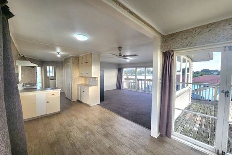 Photo of property in 2/23 Claymore Street, Manurewa, Auckland, 2102