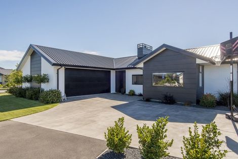 Photo of property in 19 Henrietta Street, Marshland, Christchurch, 8083