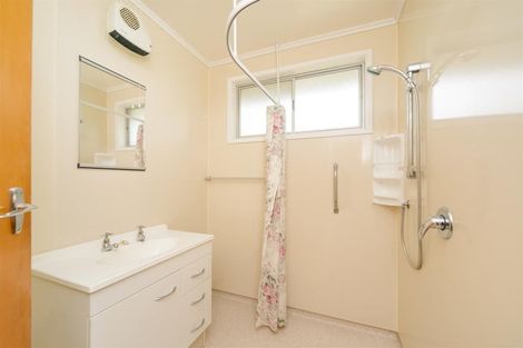 Photo of property in 152 Broadway, Marton, 4710