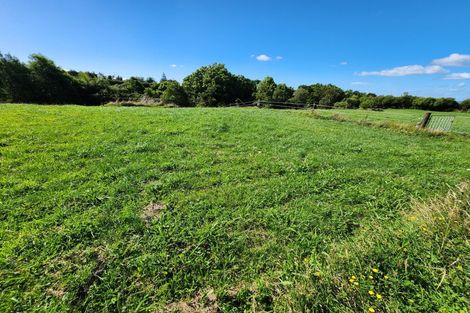 Photo of property in 18 Rugby Road, Tariki, Inglewood, 4388