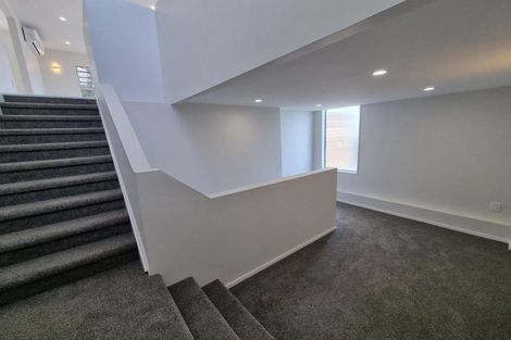 Photo of property in 216 Glamorgan Drive, Northcross, Auckland, 0630