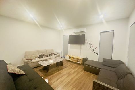 Photo of property in 32 Te Aparangi Road, Papakura, 2110