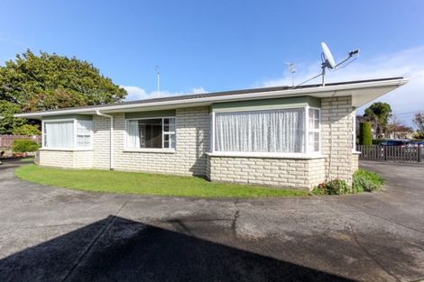 Photo of property in 1/9 Tukapa Street, Westown, New Plymouth, 4310