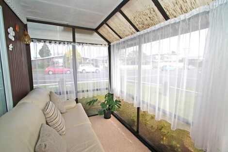 Photo of property in 67 Nevada Drive, Merrilands, New Plymouth, 4312