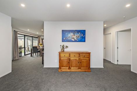 Photo of property in 29 Te Kanawa Lane, Rolleston, 7615