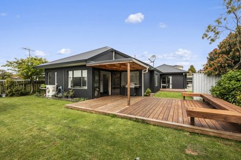 Photo of property in 26 Carter Drive, Pomare, Rotorua, 3015