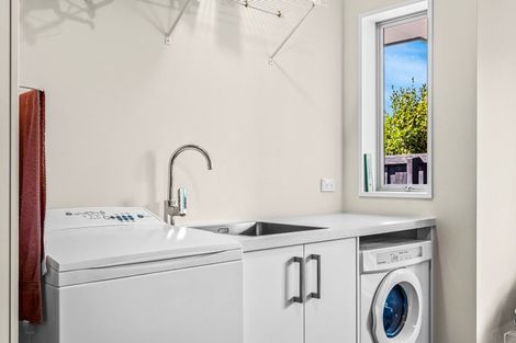 Photo of property in 17 Awa Place, Rangiora, 7400