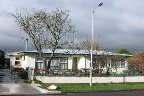 Photo of property in 14 Parata Street, Hokowhitu, Palmerston North, 4410