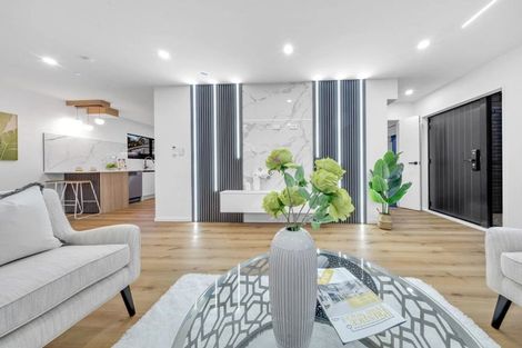 Photo of property in 106b Edgewater Drive, Pakuranga, Auckland, 2010
