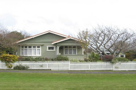 Photo of property in 35 Mouatt Street, Waitara, 4320