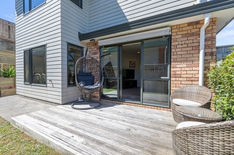 Photo of property in 3c Duncan Street, Tawa, Wellington, 5028