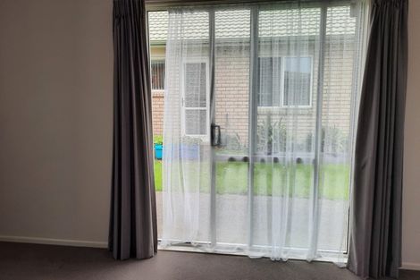 Photo of property in Amberley Park, 8/8 Village Place, Tuakau, 2121