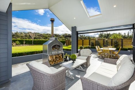 Photo of property in 33a Kenneth Gillies Way, Birchville, Upper Hutt, 5372