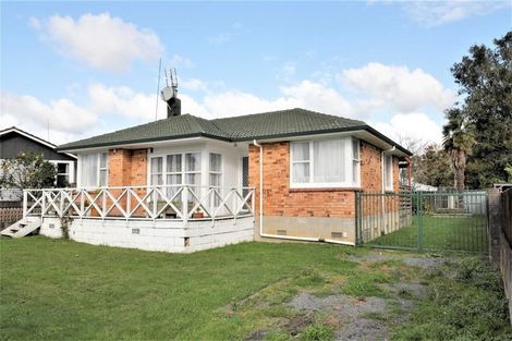Photo of property in 99 Cargill Street, Papakura, 2110