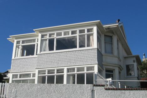 Photo of property in 49 The Crescent, Roseneath, Wellington, 6011