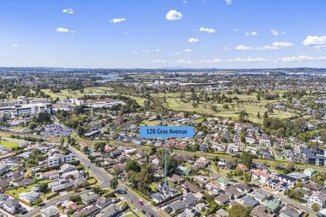 Photo of property in 128 Gray Avenue, Papatoetoe, Auckland, 2024