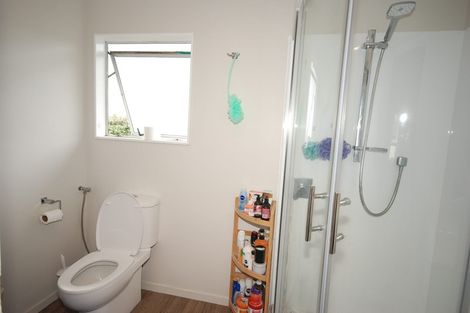 Photo of property in 128 Boundary Road, Clover Park, Auckland, 2019