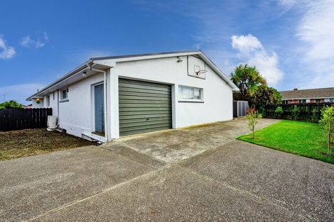 Photo of property in 1 Manapouri Street, Strathern, Invercargill, 9812
