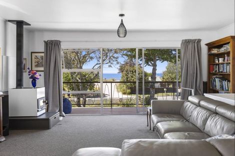 Photo of property in 279 Patons Rock Road, Patons Rock, Takaka, 7182