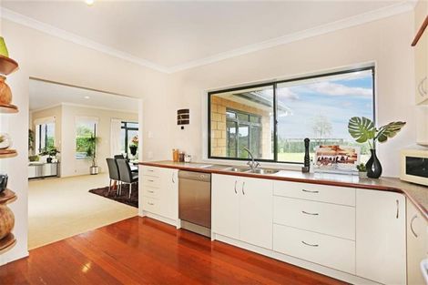 Photo of property in 162 Lewis Road, Karaka, Papakura, 2580